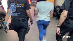 La Policía Nacional ha detenido a una joven en busca por diferentes juzgados, entre ellos, Orihuela