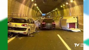 Accidente múltiple en el túnel de la AP 7 en Pilar de la Horadada