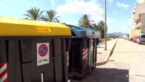 Comienza la renovación de 400 contenedores de basura en Albatera