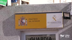 La Guardia Civil detiene a dos ladrones de vehículos en Torrevieja