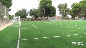 Renovación del césped del campo de fútbol 7 de Callosa de Segura