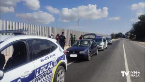 La Policía Local de Almoradí localiza a los ocupantes de un vehículo tras darse a la fuga a la altura de la Ciudad Deportiva