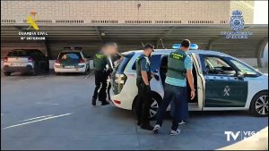 Dos detenidos por robos violentos a personas de avanzada edad en Almoradí, Albatera, Callosa de Segura y Redován