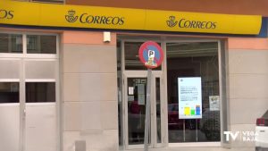 La falta de personal desborda el trabajo en varias de Correos de la Vega Baja