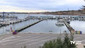 La Audiencia Provincial condena a dos hombres por cargar droga en una embarcación escorada en el Club Náutico de Torre la Horadada