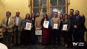 La prensa oriolana entrega el "Premio Limón" a Rocío Ortuño y el "Premio Naranja" a Quique Montero