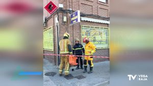 Bomberos y Policía intervienen en un escape de gas en Orihuela