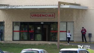 Los hospitales reajustan la actividad quirúrgica, potencian la atención domiciliaria y refuerzan las plantillas ante el repunte de contagios