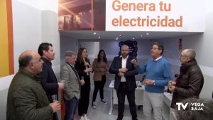 Orihuela inagura una oficina comarcal de gestión de energía eléctrica, gas y solar