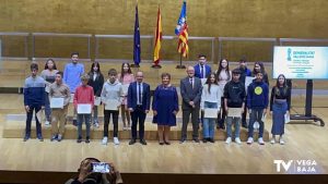 281 alumnos de la Vega Baja reciben el Premio Extraordinario al Rendimiento Académico 2021-2022