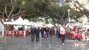 El IX Congreso Nacional de la Alcachofa de Almoradí reúne a miles de personas