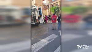 Un motorista de 52 años resulta herido tras sufrir un accidente en el centro de Torrevieja