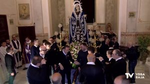 Multitudinario fervor en Callosa de Segura con la tradicional bajada de la Virgen de los Dolores