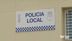 Detenido en San Miguel de Salinas por amenazar a su pareja tras acceder a la vivienda por una ventana