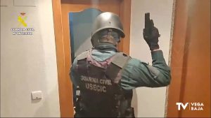 La Guardia Civil desmantela un punto de venta de droga a menores en Guardamar del Segura