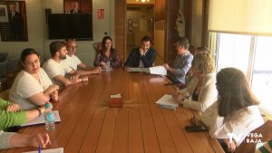 Diputados populares anuncian en Torrevieja una nueva era educativa donde cabe la "libertad" y no la "imposición"