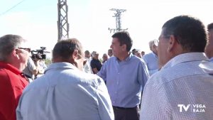 Carlos Mazón denuncia en Guardamar del Segura que el Gobierno de España carece de una política hídrica "seria" y "rigurosa"