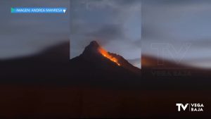 El incendio en la sierra entre Callosa y Cox devora 18 hectáreas