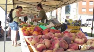 Las frutas y verduras, lo que más se vende en los mercadillos en verano