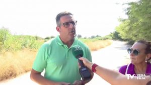 Vecinos de Molins lamentan el estado del cauce del río Segura