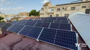 Pilar de la Horadada instala sistema solar fotovoltaico en edificios públicos